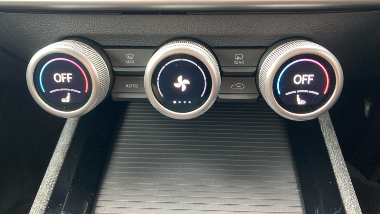 Skoda Superb 1.5 TSI iV SE Technology DSG 5dr Estate